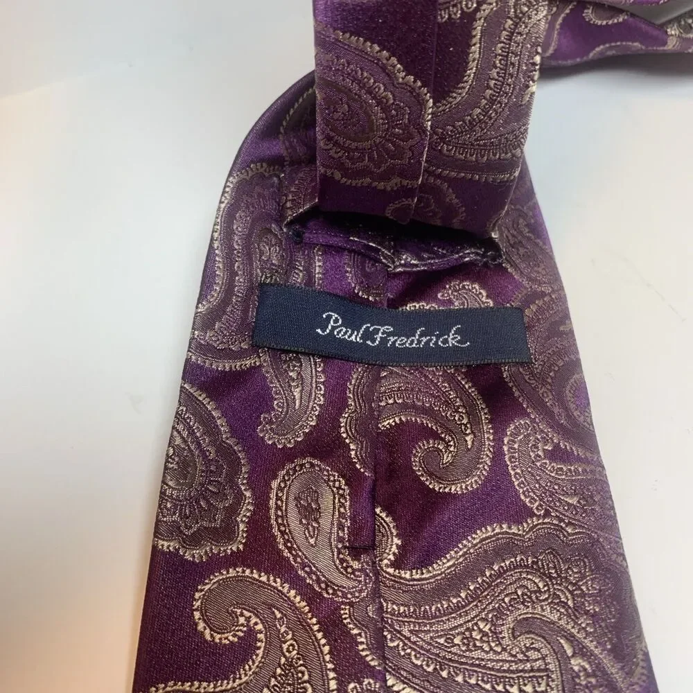 Paul Fredrick 100% Silk Tie Purple Paisley Print 58”X3.5” Designer Business